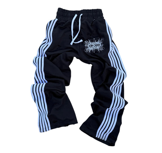 “v3 scrapped logo” baggy sweats